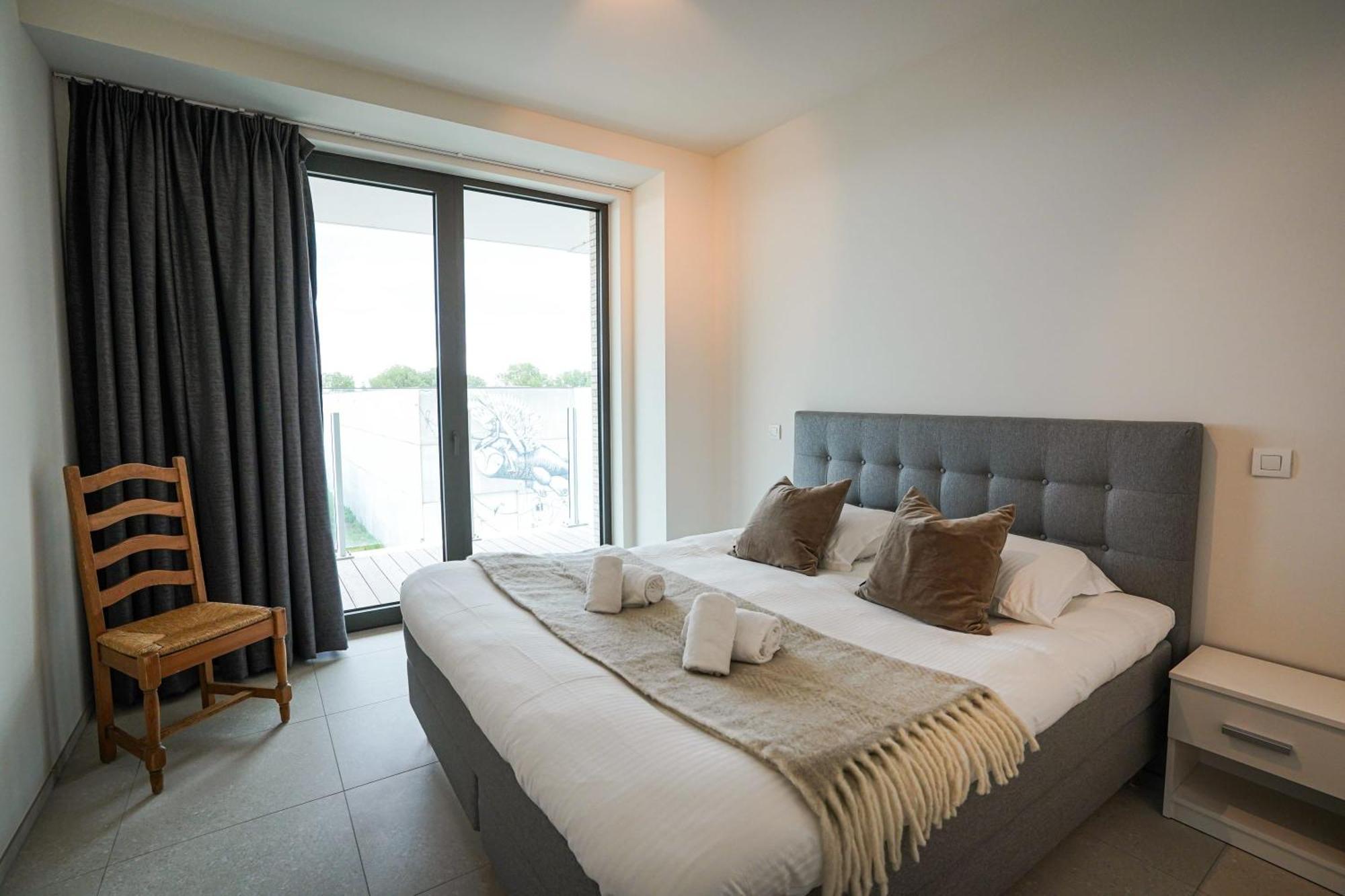 Huswell - Beautiful Apartment With Communal Pool And Gym Ostende Exterior foto